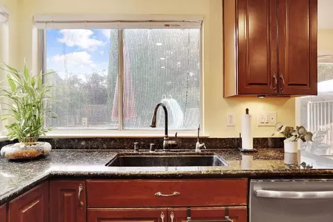 1167 Winters Dr, Manteca, CA 95337 photo 9