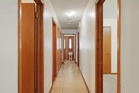 Entry Way - 1620 Ascot Dr, Modesto, CA 95350 photo 3 of 3