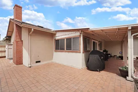 Exterior - 1620 Ascot Dr, Modesto, CA 95350 photo 16 of 19