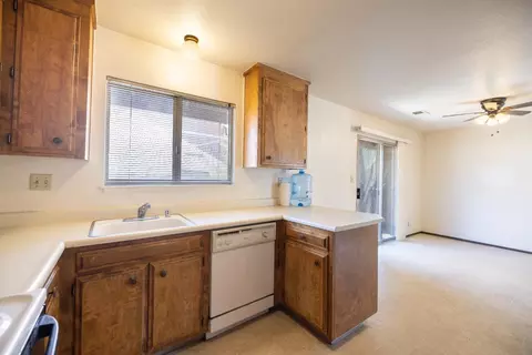 319 W 10th St, Tracy, CA 95376 photo 11