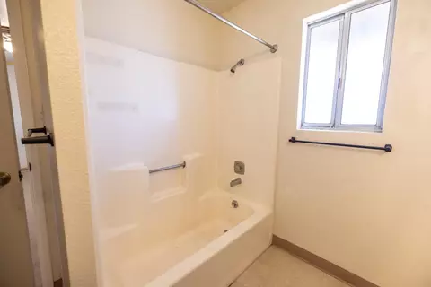 319 W 10th St, Tracy, CA 95376 photo 16