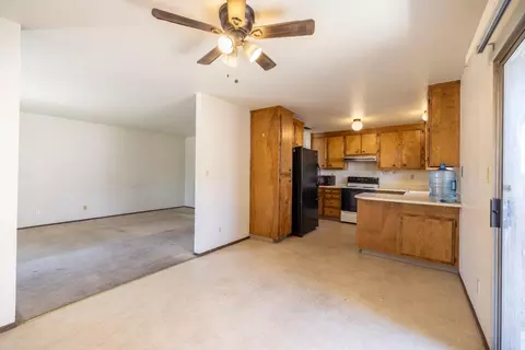 319 W 10th St, Tracy, CA 95376 photo 8