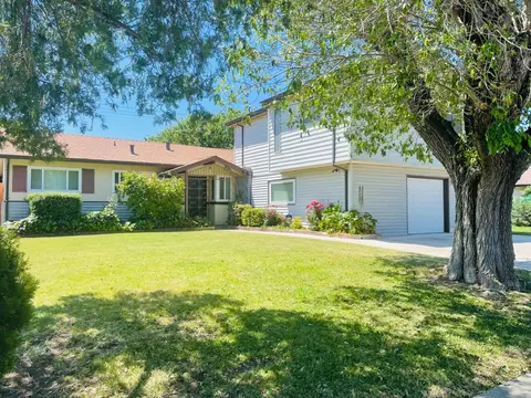 2198 63rd Ave, Sacramento, CA 95822