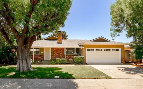 920 Pasadena Ln, Modesto, CA 95350 photo 1