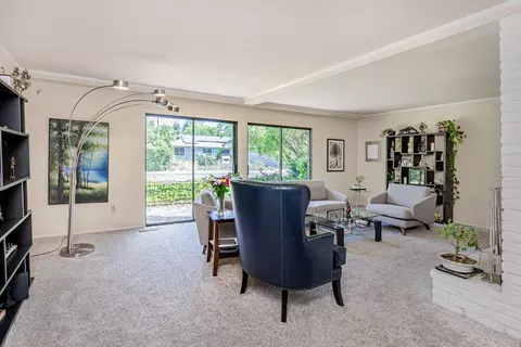Living - 512 Citadel Dr, Davis, CA 95616 photo 1 of 4