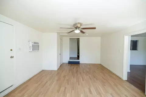 Living - 903 Seybold Ave, Modesto, CA 95351 photo 9 of 13