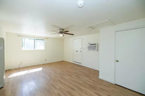 Living - 903 Seybold Ave, Modesto, CA 95351 photo 6 of 13