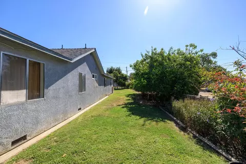 Exterior - 903 Seybold Ave, Modesto, CA 95351 photo 6 of 20