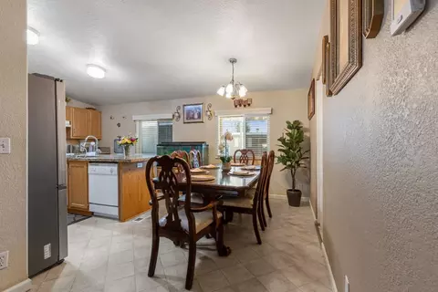 2845 E Hatch Rd #44, Modesto, CA 95351 photo 12