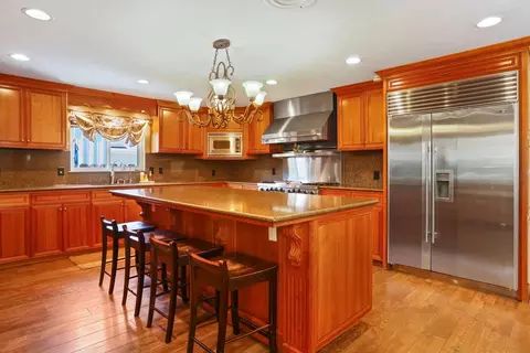 Kitchen - 150 Robert Ave, Ripon, CA 95366 photo 3 of 6