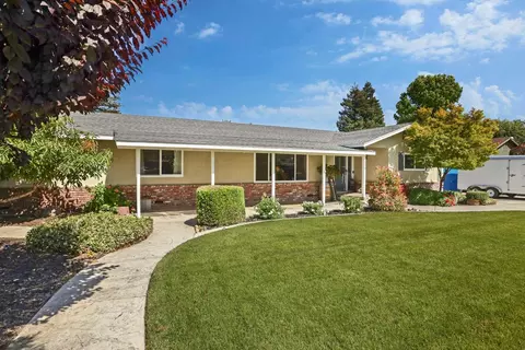 Exterior - 150 Robert Ave, Ripon, CA 95366 photo 3 of 17