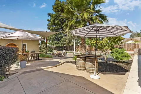 Exterior - 150 Robert Ave, Ripon, CA 95366 photo 7 of 17
