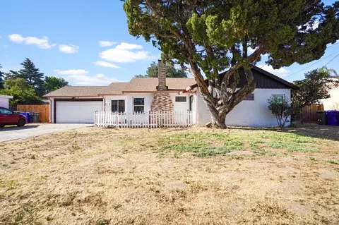 Exterior - 93 E Syracuse Ave, Turlock, CA 95380 photo 3 of 15