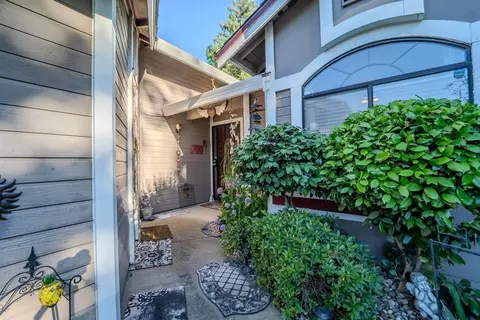 3024 Danehurst Ct, Antelope, CA 95843 photo 3
