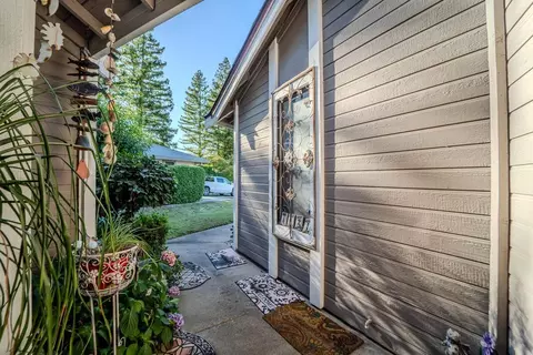 3024 Danehurst Ct, Antelope, CA 95843 photo 4