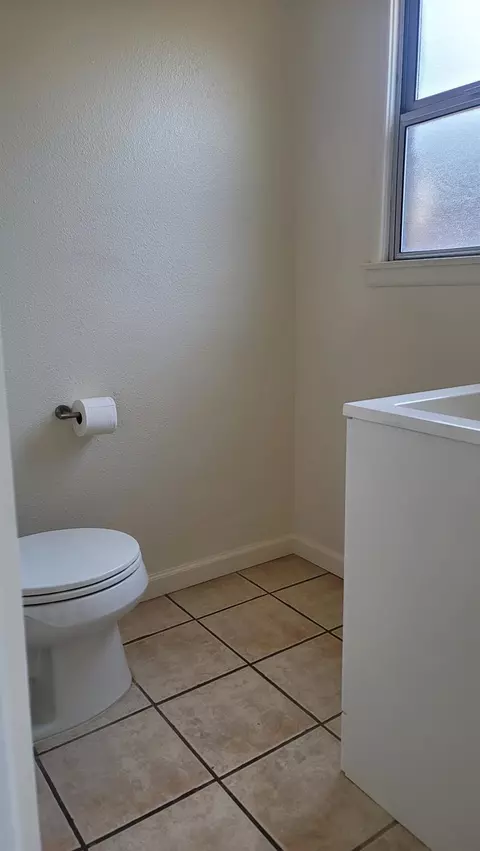 1231 Nelson Ave, Modesto, CA 95350 photo 23