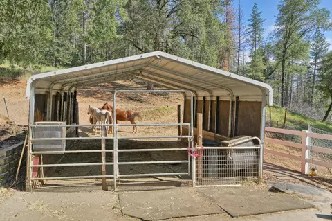 2525 Indian Wells Rd, Placerville, CA 95667 photo 9