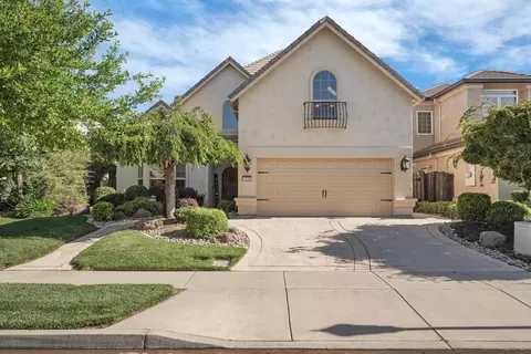 Exterior - 1605 Magic Ln, Lodi, CA 95242 photo 3 of 13
