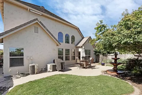 Exterior - 1605 Magic Ln, Lodi, CA 95242 photo 12 of 13