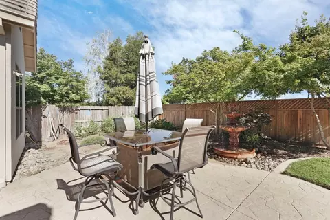 Exterior - 1605 Magic Ln, Lodi, CA 95242 photo 9 of 13