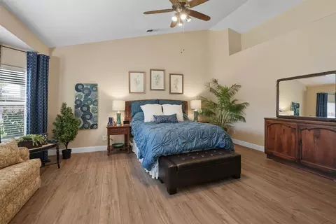 Bedroom - 2421 Castleview Dr, Turlock, CA 95382 photo 4 of 6
