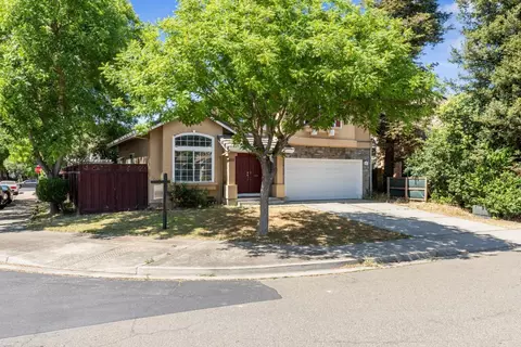 511 Czerny St, Tracy, CA 95376 photo 3