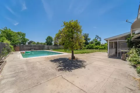 715 Pine St, Oakdale, CA 95361 photo 30