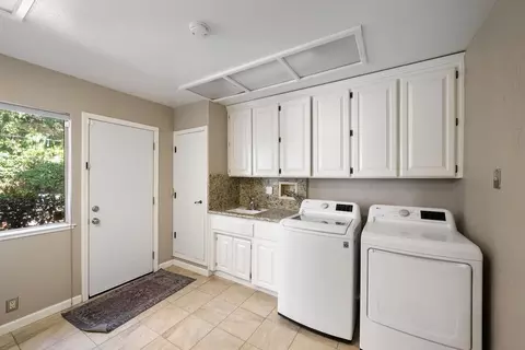 1533 Kingsford Dr, Carmichael, CA 95608 photo 72