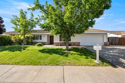 8716 Tipton Ct, Elk Grove, CA 95624