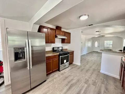 Kitchen - 462 N Shasta St, Willows, CA 95988 photo 1 of 1