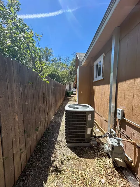 Exterior - 462 N Shasta St, Willows, CA 95988 photo 8 of 8