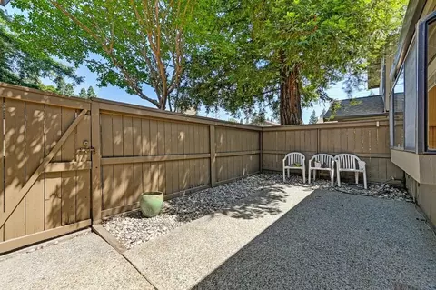 Exterior - 114 E Ranch Rd, Sacramento, CA 95825 photo 8 of 14