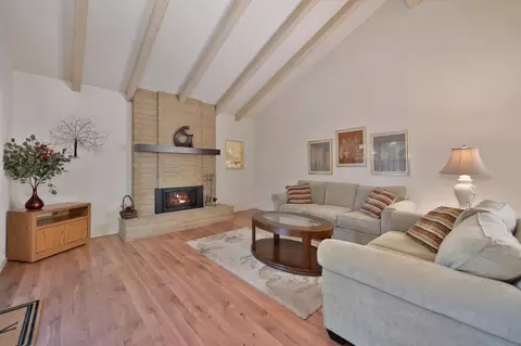 Living - 114 E Ranch Rd, Sacramento, CA 95825 photo 2 of 4