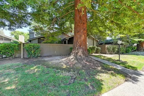 Exterior - 114 E Ranch Rd, Sacramento, CA 95825 photo 4 of 14