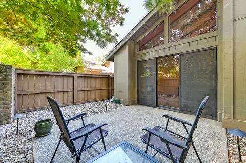 Exterior - 114 E Ranch Rd, Sacramento, CA 95825 photo 5 of 14