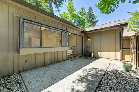Exterior - 114 E Ranch Rd, Sacramento, CA 95825 photo 9 of 14