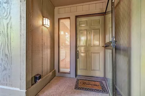 Entry Way - 114 E Ranch Rd, Sacramento, CA 95825 photo 1 of 4