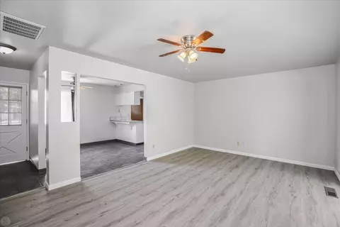 Living - 1233 El Vecino Ave, Modesto, CA 95350 photo 1 of 4