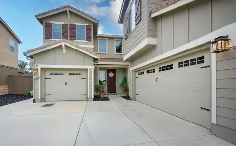 Exterior - 2957 Shady Acres Loop, Rocklin, CA 95765 photo 6 of 25