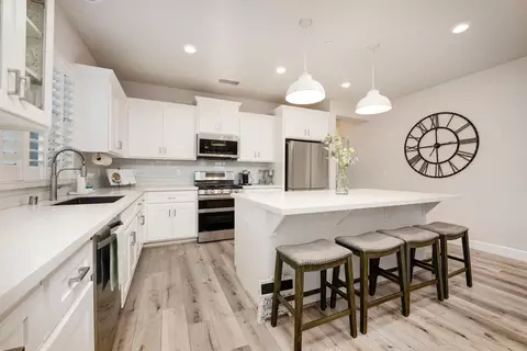 Kitchen - 2957 Shady Acres Loop, Rocklin, CA 95765 photo 3 of 3