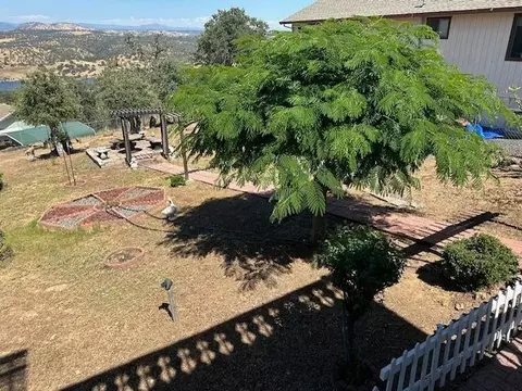 Exterior - 3687 Signal Hill Trl, Copperopolis, CA 95228 photo 6 of 7