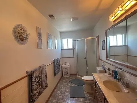 Bath - 3687 Signal Hill Trl, Copperopolis, CA 95228 photo 3 of 3