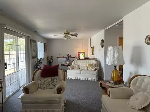 Living - 3687 Signal Hill Trl, Copperopolis, CA 95228 photo 2 of 4