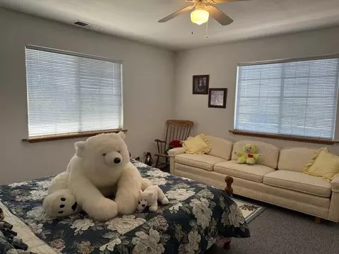 Bedroom - 3687 Signal Hill Trl, Copperopolis, CA 95228 photo 6 of 7