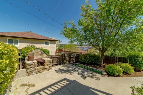 240 Walnut St, Jackson, CA 95642 photo 27