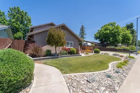 Exterior - 375 California, Ripon, CA 95366 photo 3 of 8