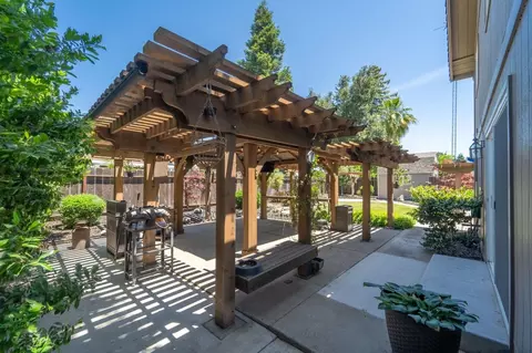 Exterior - 375 California, Ripon, CA 95366 photo 8 of 8