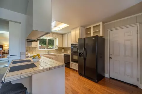 Kitchen - 375 California, Ripon, CA 95366 photo 1 of 4
