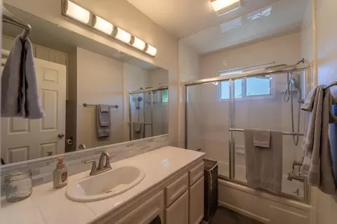 Bath - 375 California, Ripon, CA 95366 photo 2 of 4