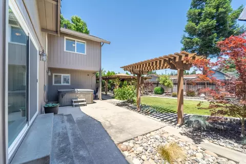 Exterior - 375 California, Ripon, CA 95366 photo 4 of 8